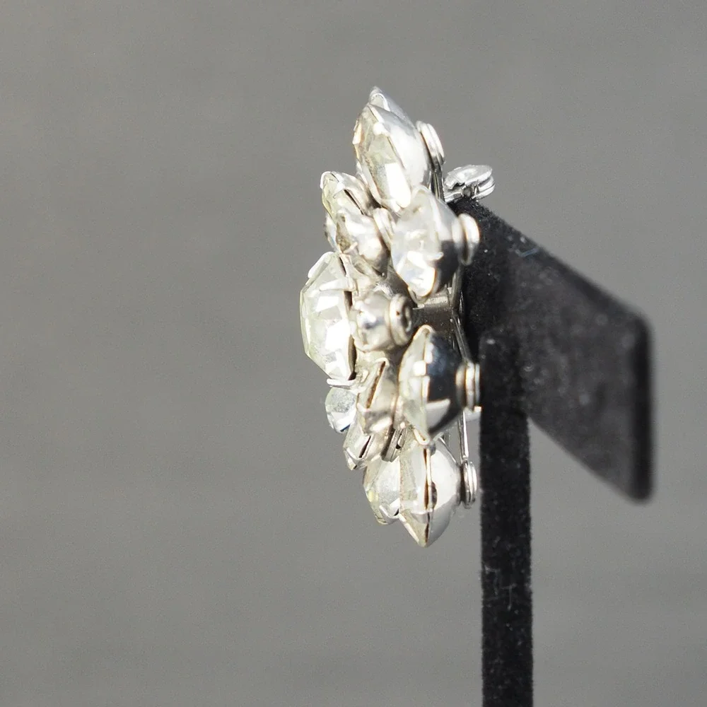Coro Brooch Pin Flower Silver Tone Clear Rhinestone Prong Set Vintage Estate